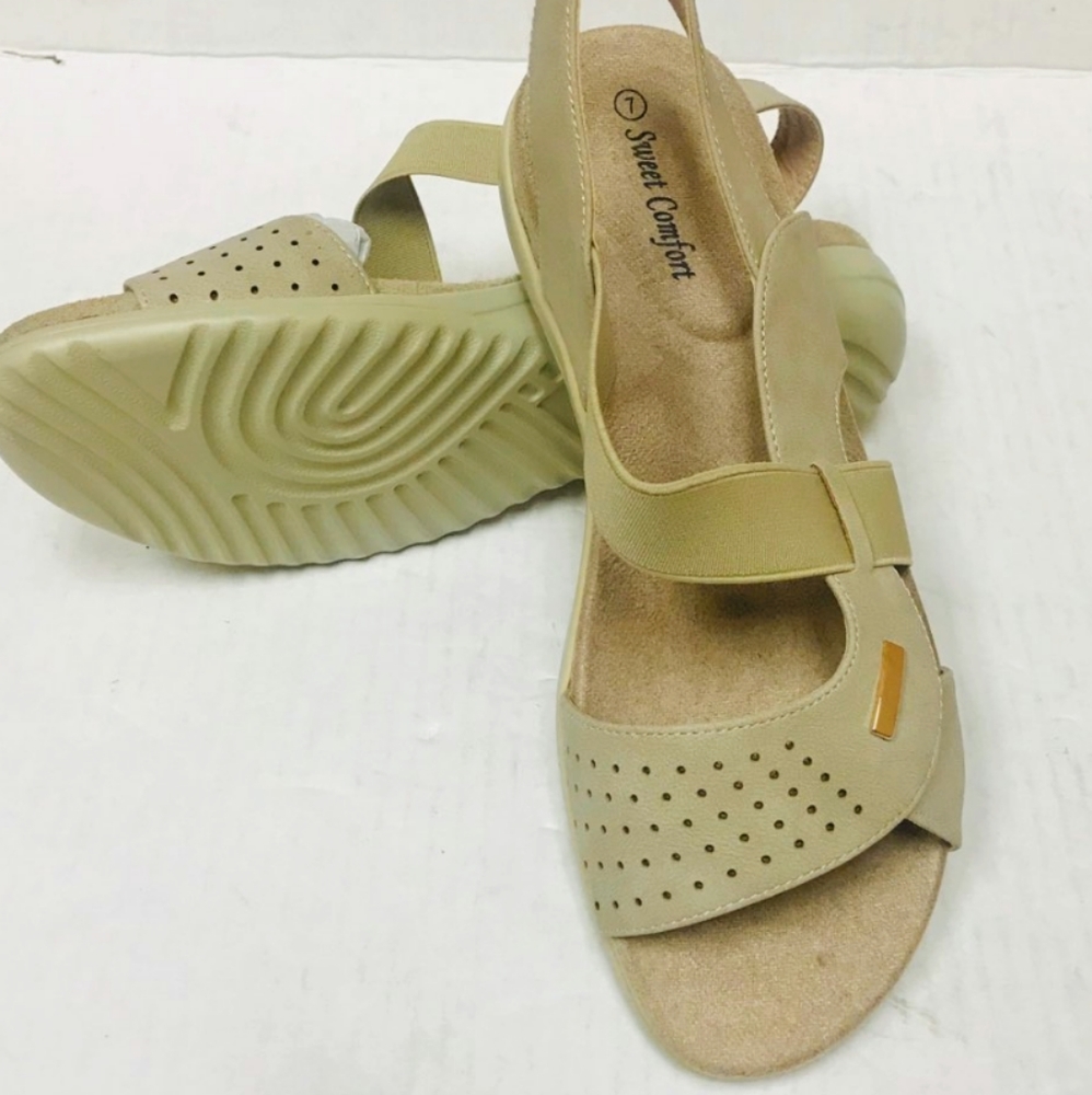 Sandals - Picture 6 of 6
